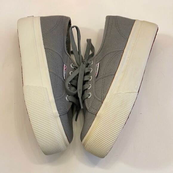 SUPERGA GREY WHITE SNEAKERS.  NEW. - Picture 1 of 12